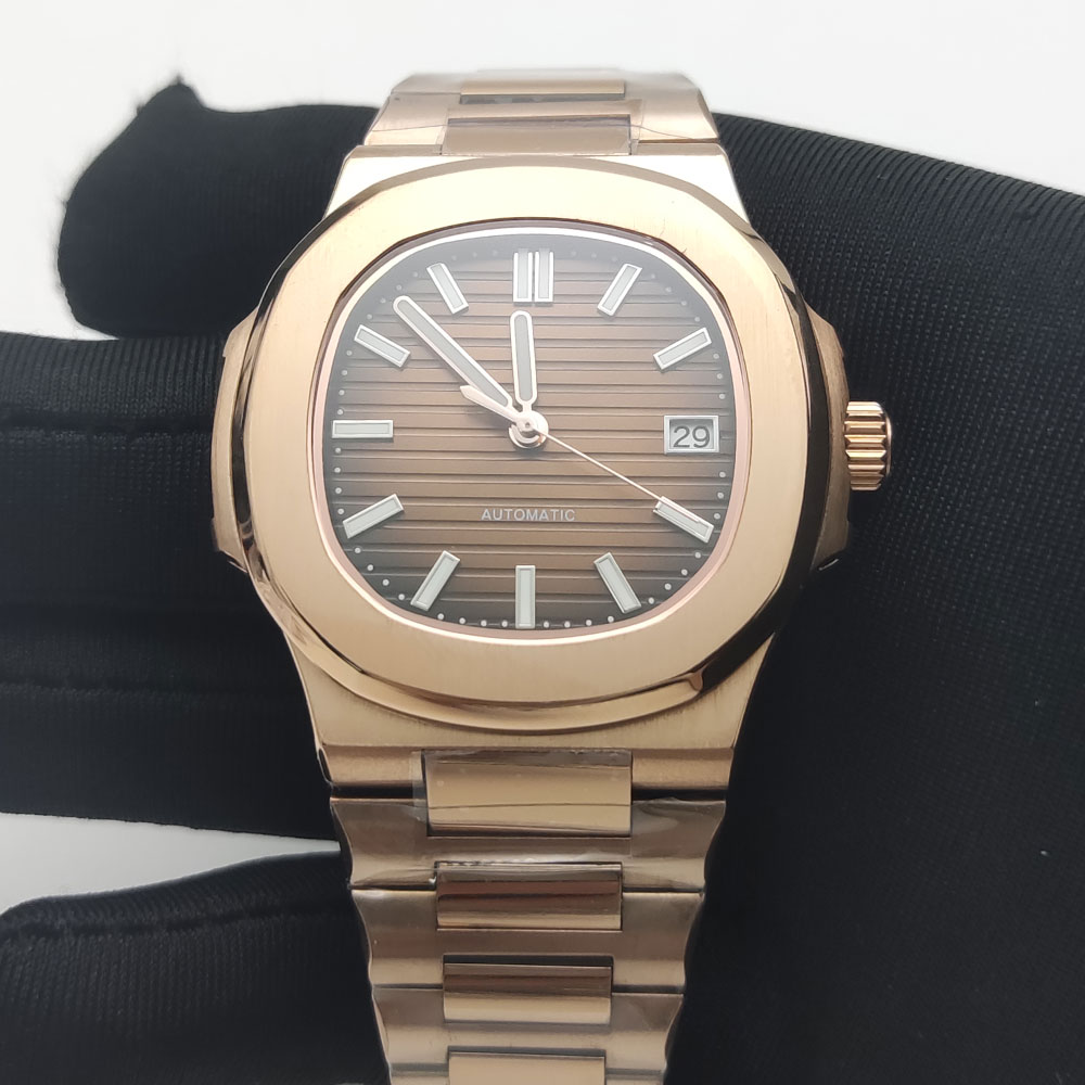 Luxury Rose Gold 40MM Square N - огляд і ціна Patek Philippe Watch Nautilus